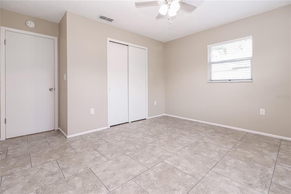 For Rent: $2,365 (3 beds, 2 baths, 1412 Square Feet)