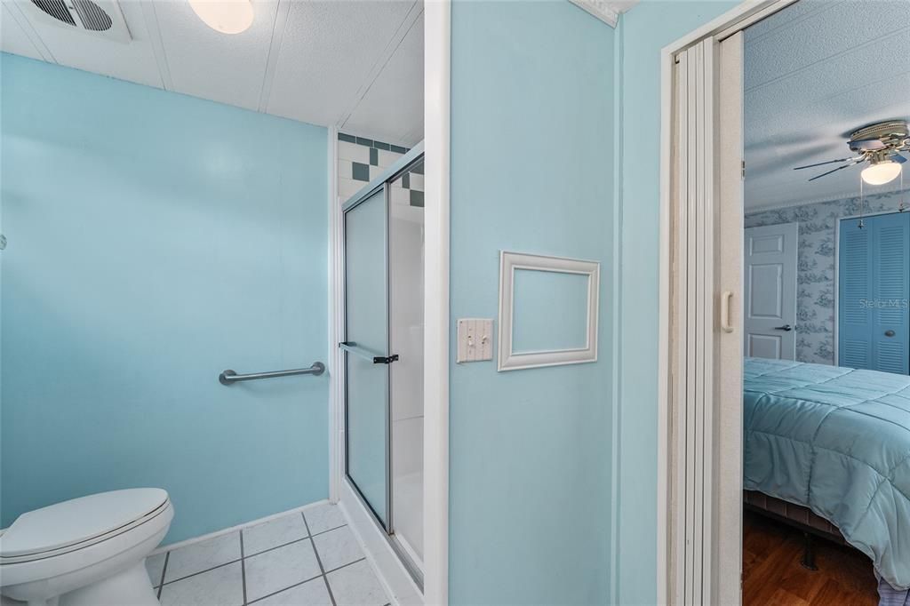 For Sale: $135,000 (2 beds, 2 baths, 1110 Square Feet)