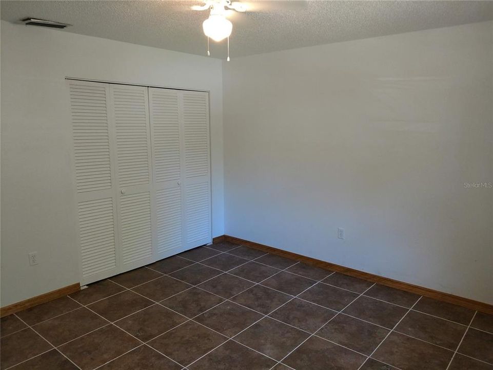 For Rent: $1,900 (2 beds, 2 baths, 1373 Square Feet)