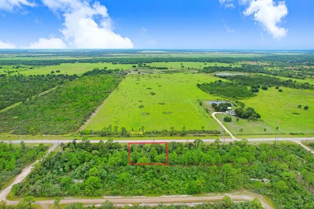 En Venta: $26,900 (0.48 acres)