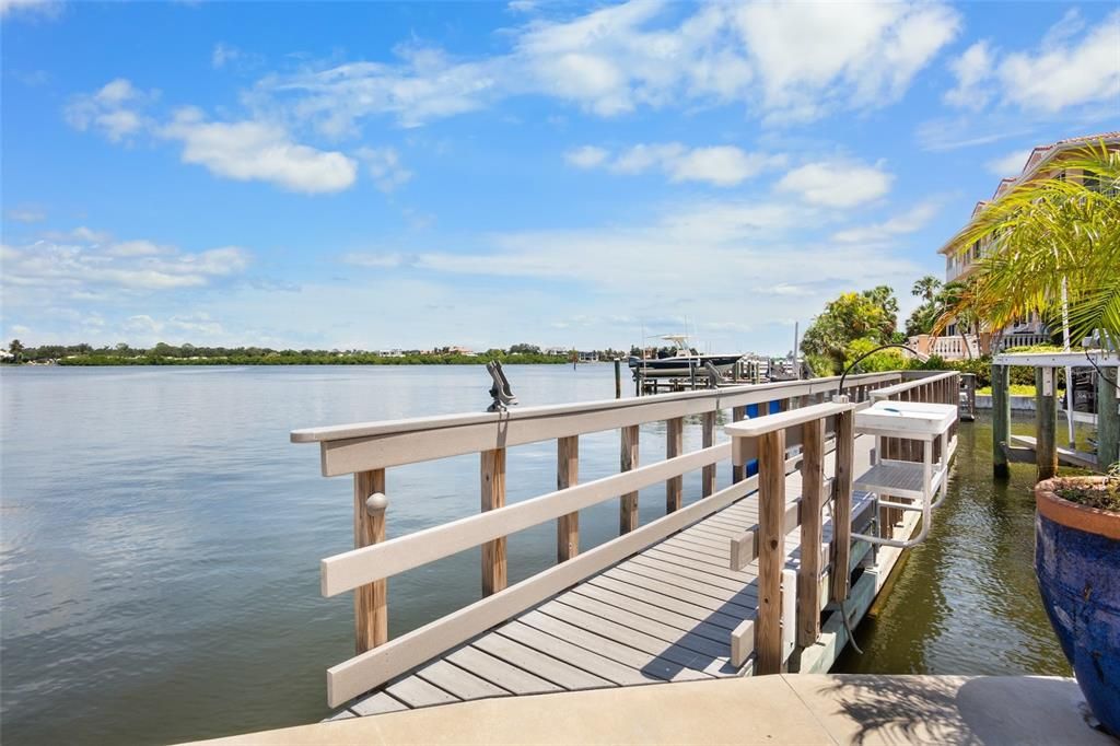 Fishing dock