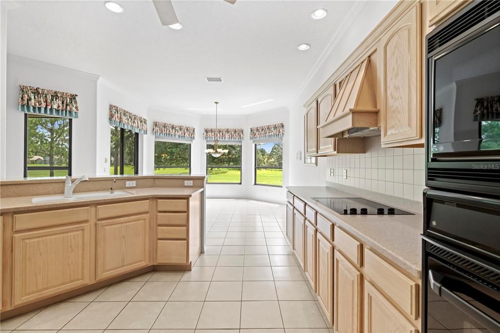 Kitchen and Breakfast Nook