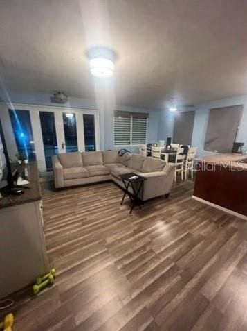 Под контрактом: $350,000 (2 спален, 2 ванн, 1086 Квадратных фут)