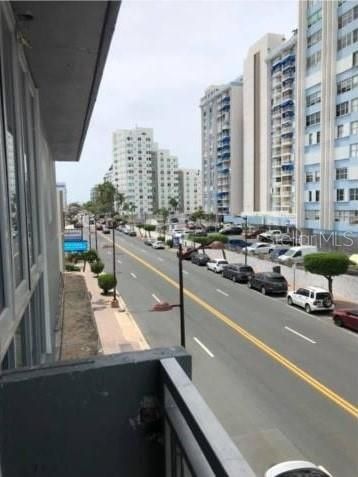 Под контрактом: $350,000 (2 спален, 2 ванн, 1086 Квадратных фут)