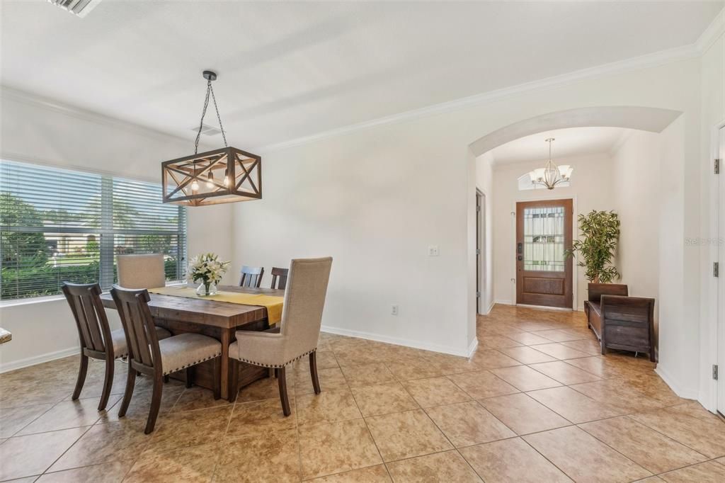 Active With Contract: $545,000 (3 beds, 2 baths, 2501 Square Feet)