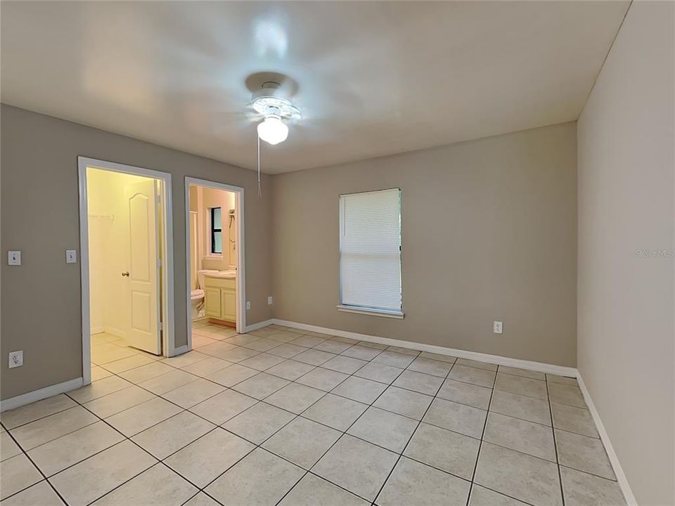 For Sale: $265,000 (3 beds, 2 baths, 1227 Square Feet)