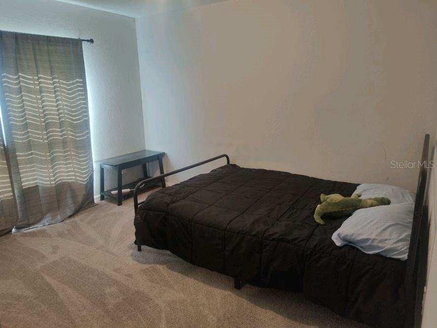 Activo con contrato: $295,990 (4 camas, 2 baños, 1809 Pies cuadrados)