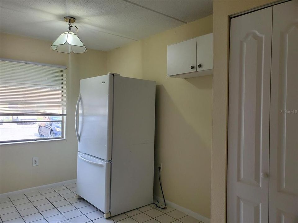 For Sale: $137,000 (2 beds, 1 baths, 784 Square Feet)