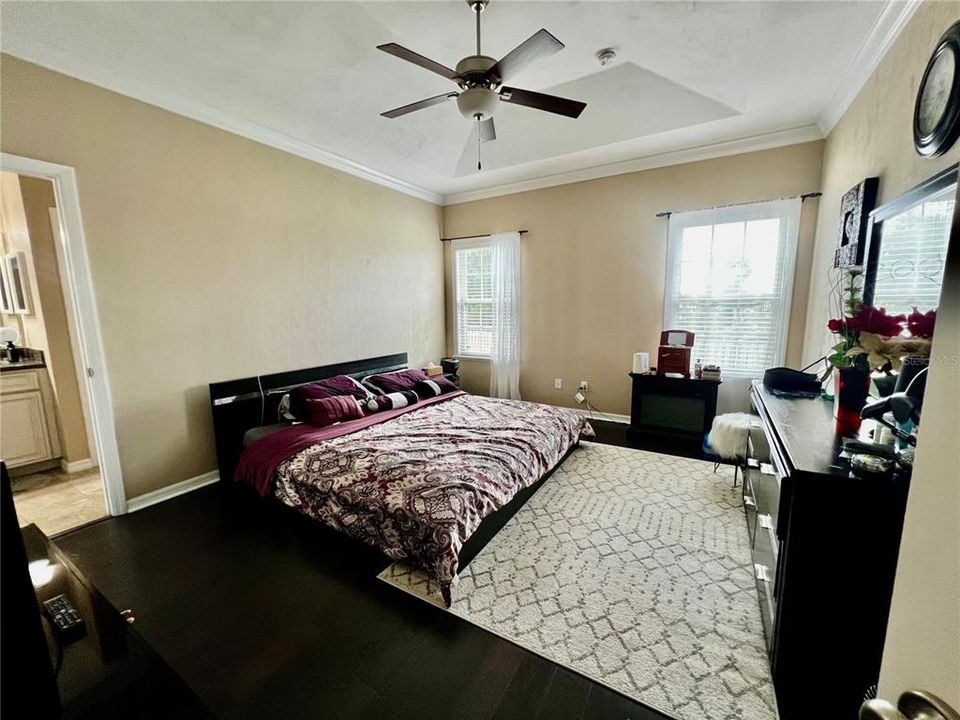 For Rent: $2,449 (4 beds, 2 baths, 1743 Square Feet)