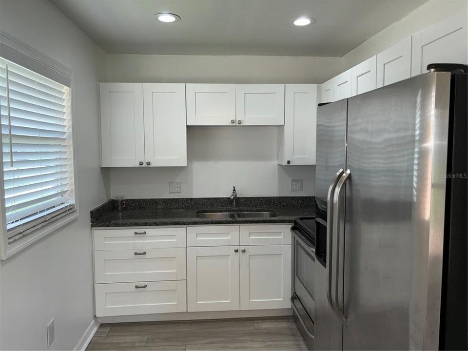 For Sale: $139,000 (2 beds, 2 baths, 960 Square Feet)