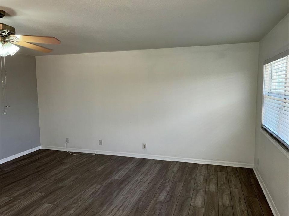 For Sale: $139,000 (2 beds, 2 baths, 960 Square Feet)