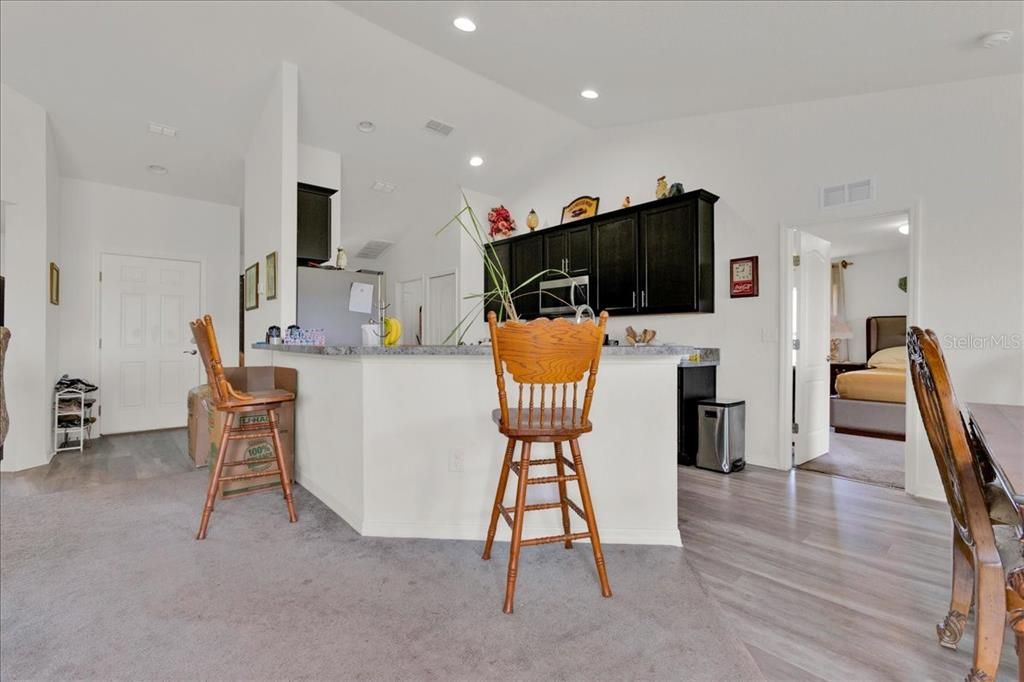 For Sale: $339,900 (3 beds, 2 baths, 1868 Square Feet)