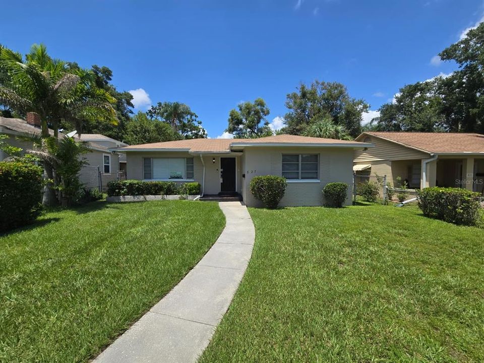 Recently Sold: $275,900 (3 beds, 2 baths, 1608 Square Feet)