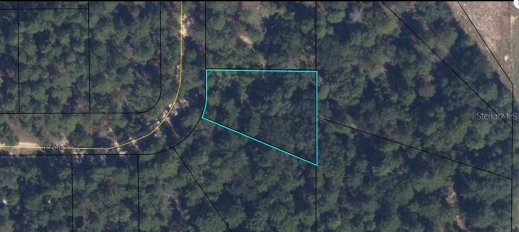 На продажу: $11,500 (0.37 acres)