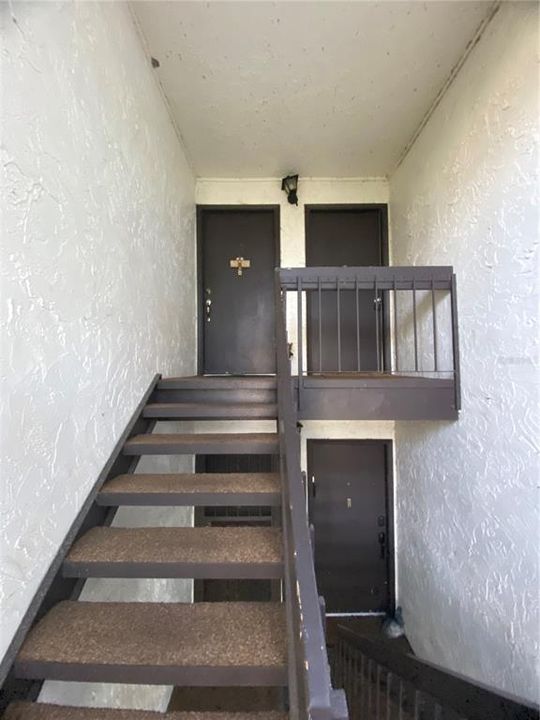 For Rent: $1,295 (1 beds, 1 baths, 807 Square Feet)