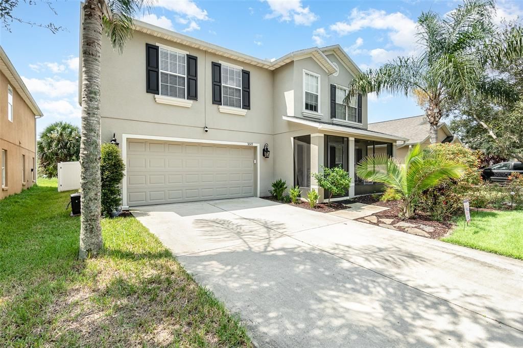 Active With Contract: $399,000 (4 beds, 2 baths, 2476 Square Feet)