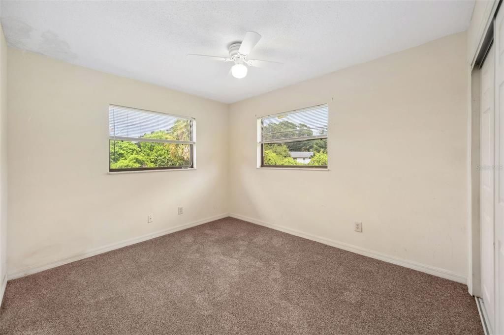 Active With Contract: $380,000 (4 beds, 2 baths, 1567 Square Feet)