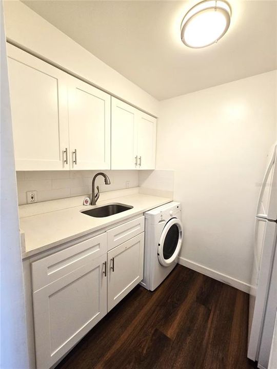 Active With Contract: $1,500 (1 beds, 1 baths, 585 Square Feet)