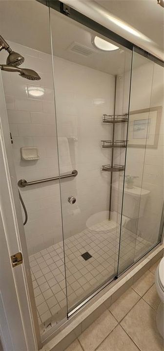 For Rent: $4,400 (2 beds, 2 baths, 1389 Square Feet)