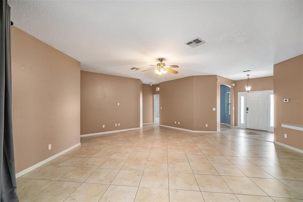 Active With Contract: $329,900 (4 beds, 2 baths, 2250 Square Feet)