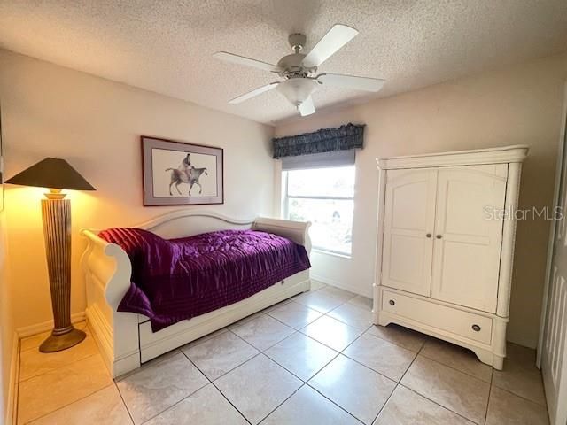 For Rent: $2,300 (2 beds, 2 baths, 1090 Square Feet)