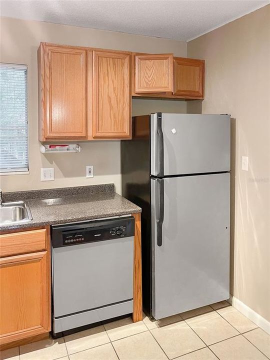 For Rent: $1,699 (2 beds, 2 baths, 900 Square Feet)