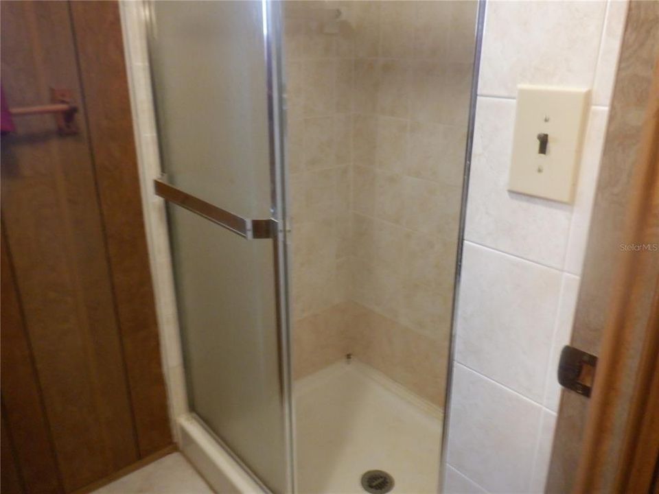 For Sale: $105,000 (2 beds, 2 baths, 960 Square Feet)