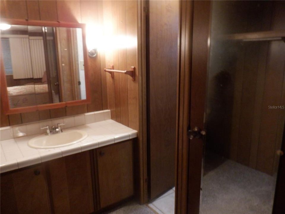 For Sale: $105,000 (2 beds, 2 baths, 960 Square Feet)