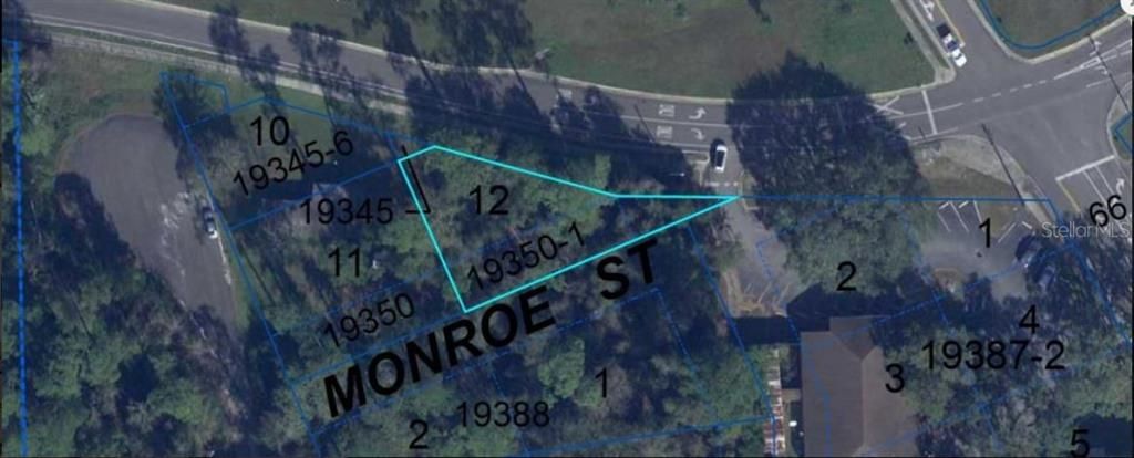 待售: $129,000 (0.17 acres)