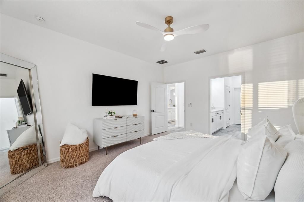 Active With Contract: $705,000 (4 beds, 2 baths, 2028 Square Feet)