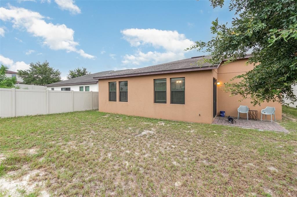 Active With Contract: $325,000 (4 beds, 2 baths, 1873 Square Feet)