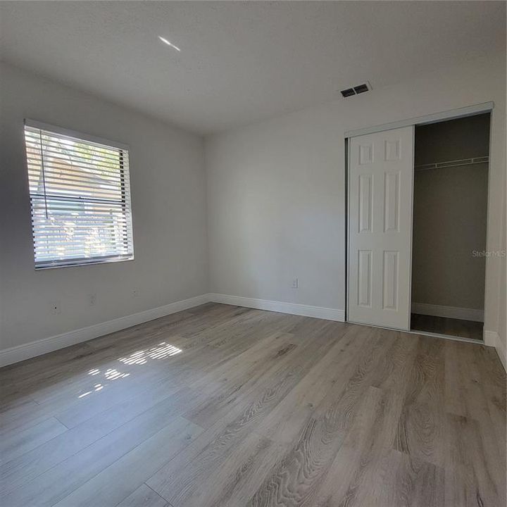 For Rent: $2,400 (3 beds, 2 baths, 1279 Square Feet)