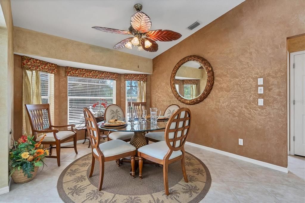 Active With Contract: $395,000 (3 beds, 2 baths, 1484 Square Feet)