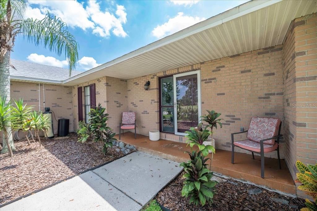 Active With Contract: $550,000 (4 beds, 2 baths, 1852 Square Feet)