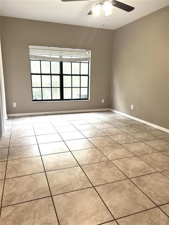 Active With Contract: $2,095 (3 beds, 2 baths, 1832 Square Feet)