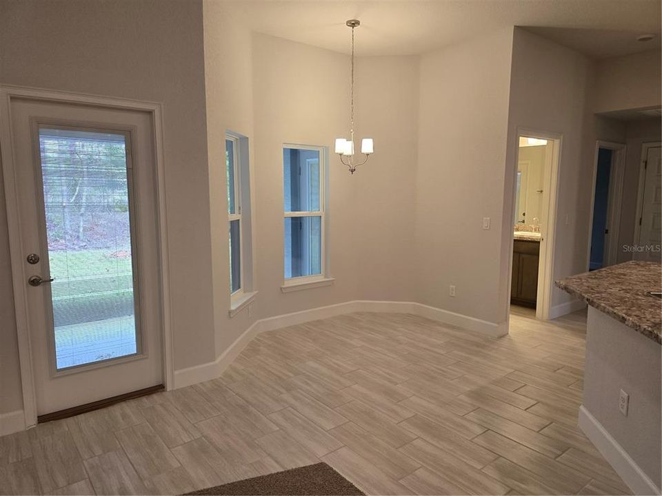 Active With Contract: $322,450 (4 beds, 3 baths, 2265 Square Feet)