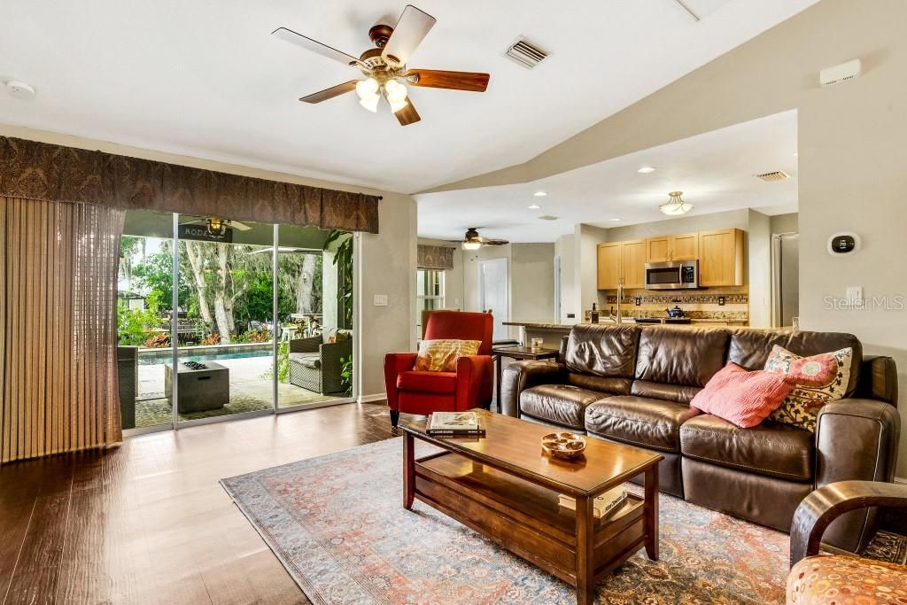 Active With Contract: $799,000 (4 beds, 2 baths, 1911 Square Feet)