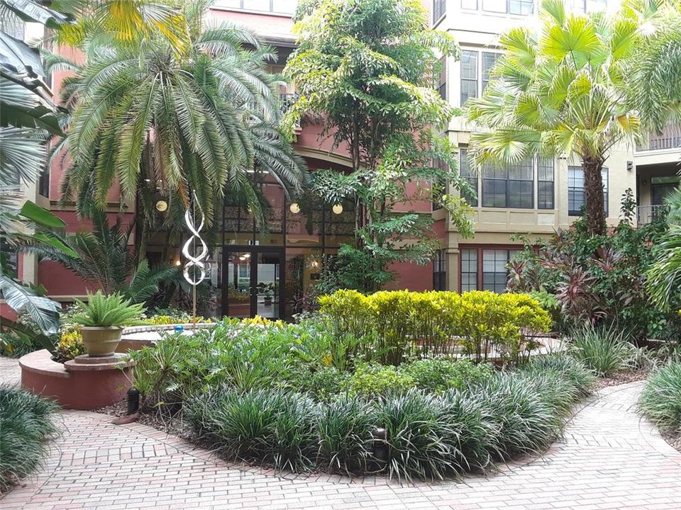 En Venta: $225,000 (1 camas, 1 baños, 927 Pies cuadrados)