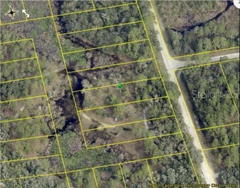 На продажу: $19,500 (0.35 acres)