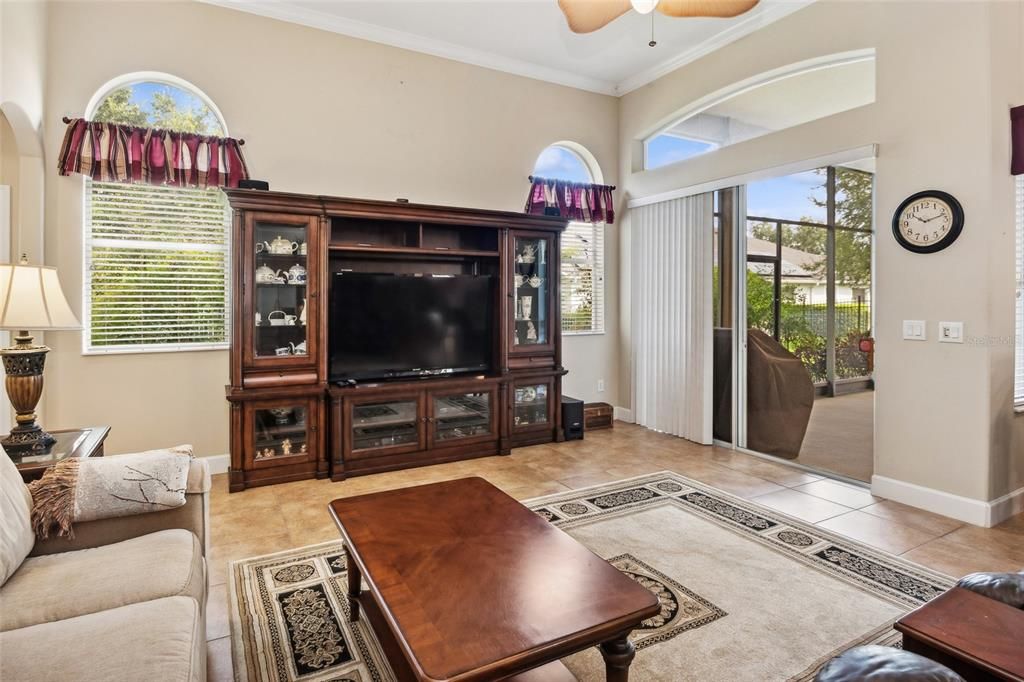 Active With Contract: $759,900 (4 beds, 3 baths, 3164 Square Feet)