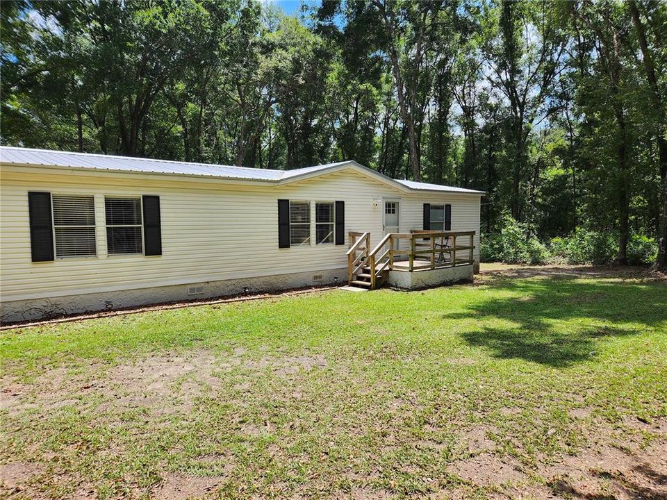 Active With Contract: $244,900 (3 beds, 2 baths, 1772 Square Feet)