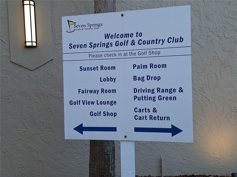 GOLF CLUB MEMEBERSHIPS ARE AVAILABLE FOR EXTRA FEE