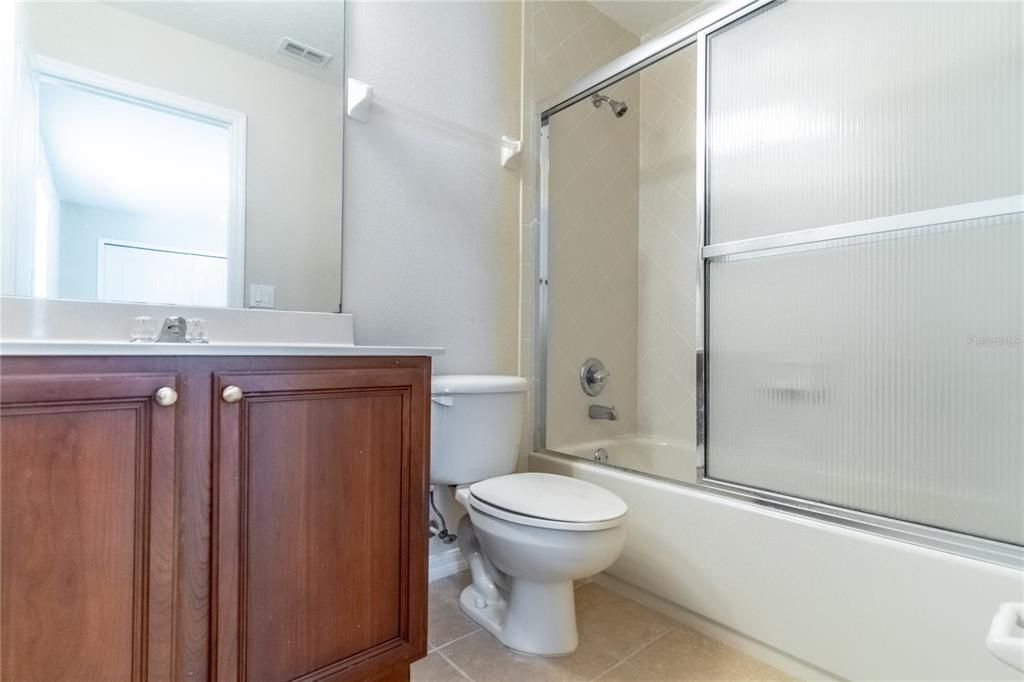 upstairs bathroom attached to bedroom