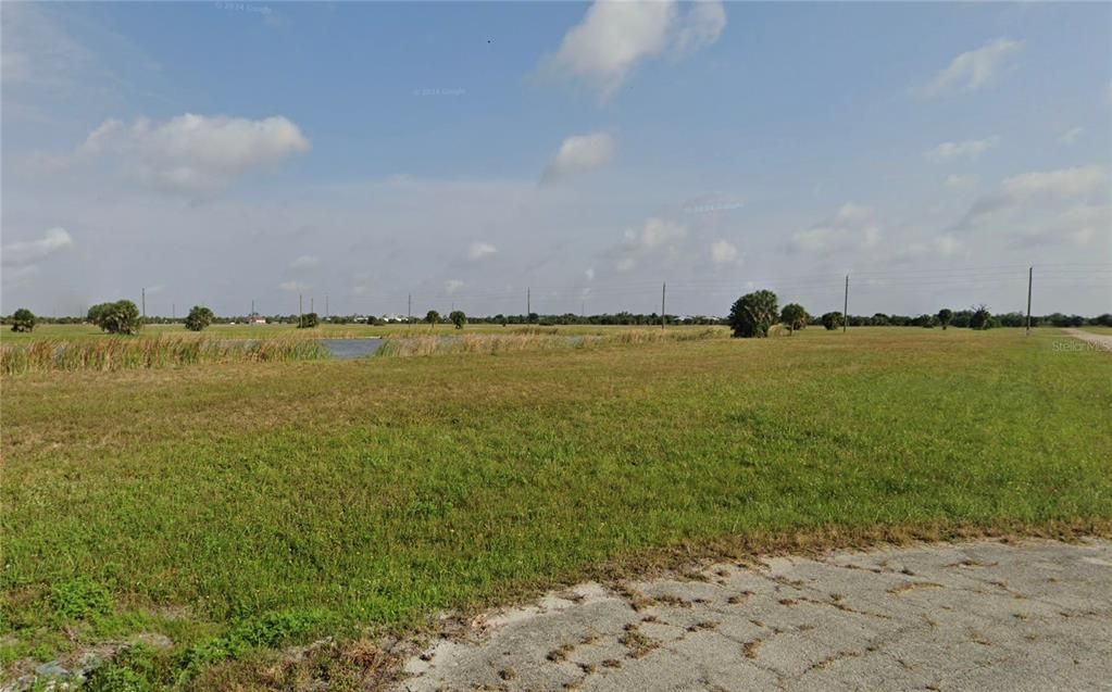 En Venta: $38,000 (0.23 acres)
