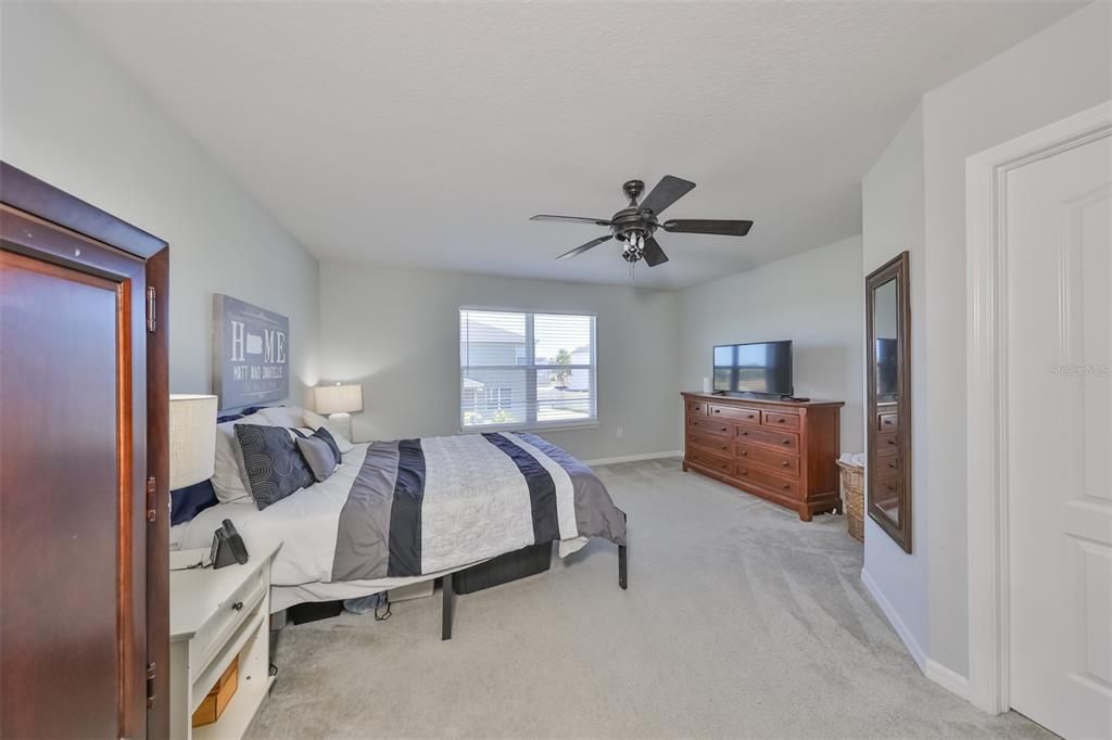 Active With Contract: $2,150 (3 beds, 2 baths, 1536 Square Feet)