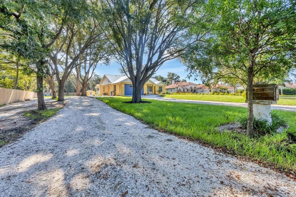 Active With Contract: $894,500 (3 beds, 2 baths, 1655 Square Feet)