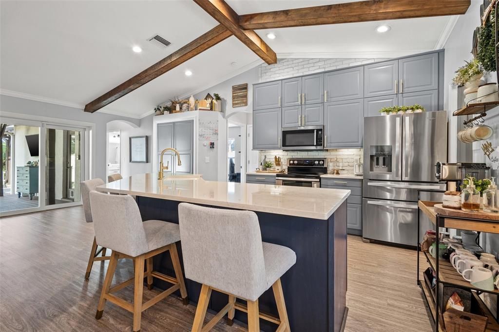 Active With Contract: $475,000 (5 beds, 3 baths, 2300 Square Feet)