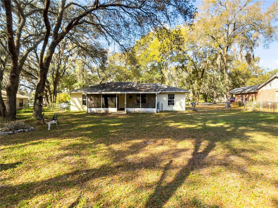 Active With Contract: $319,999 (3 beds, 2 baths, 1504 Square Feet)