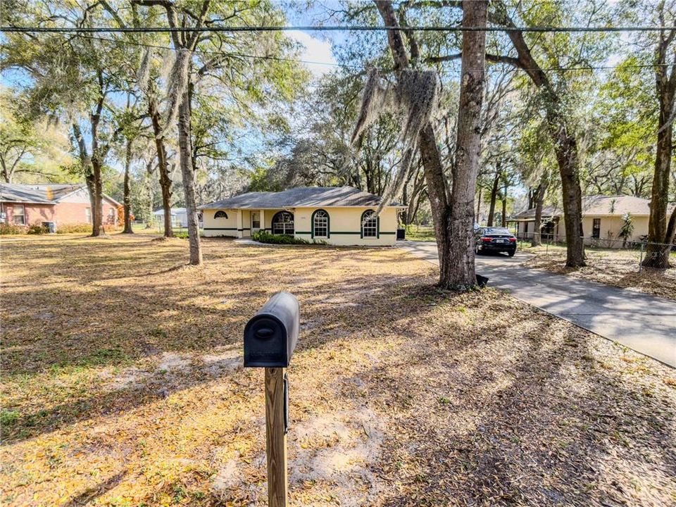 Active With Contract: $319,999 (3 beds, 2 baths, 1504 Square Feet)