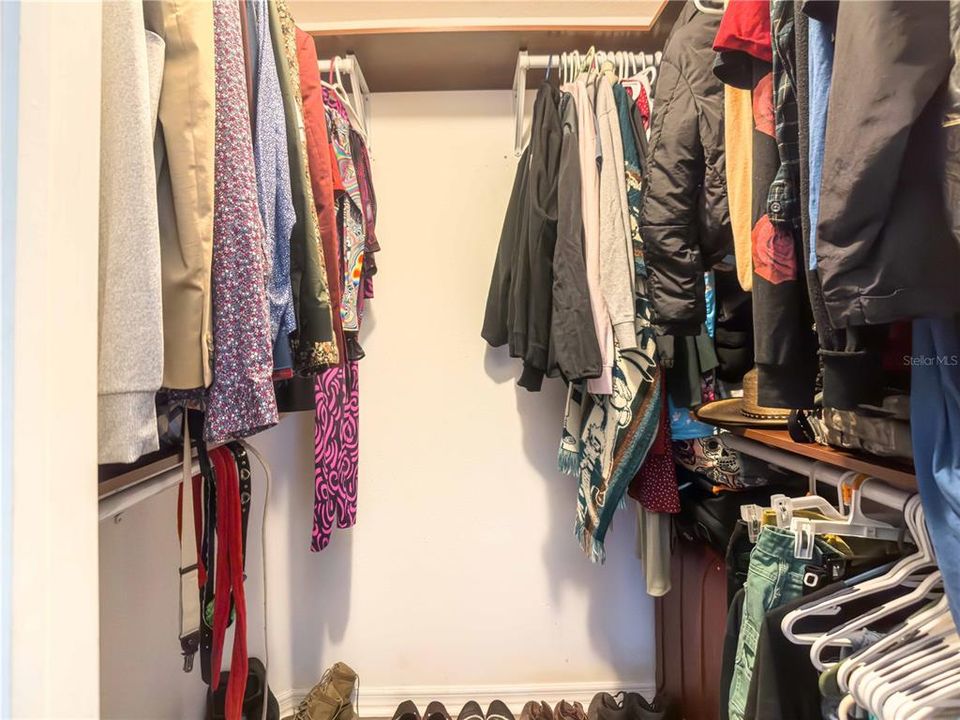 Main bedroom walk-in closet